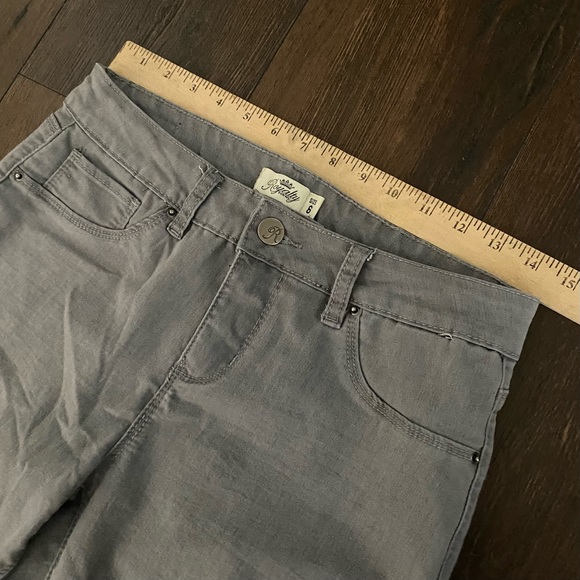 Royalty size 6 lightweight gray pants - Picture 4 of 9